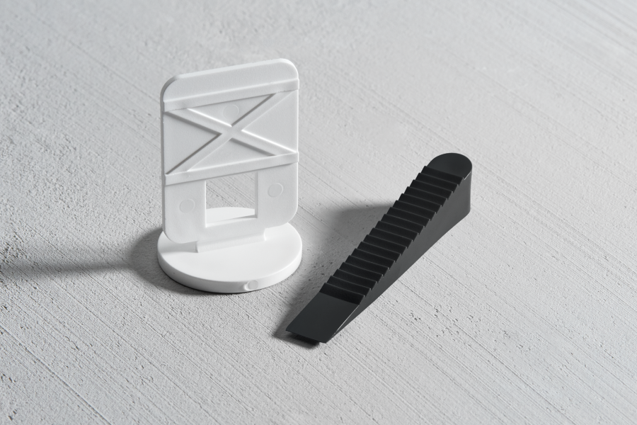 Klipsy i kliny do montażu płytek 300szt.