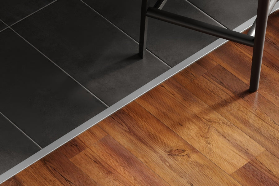 Profil progowy płaski aluminiowy 30mm klejony Cezar Srebrny Mat 0,93m