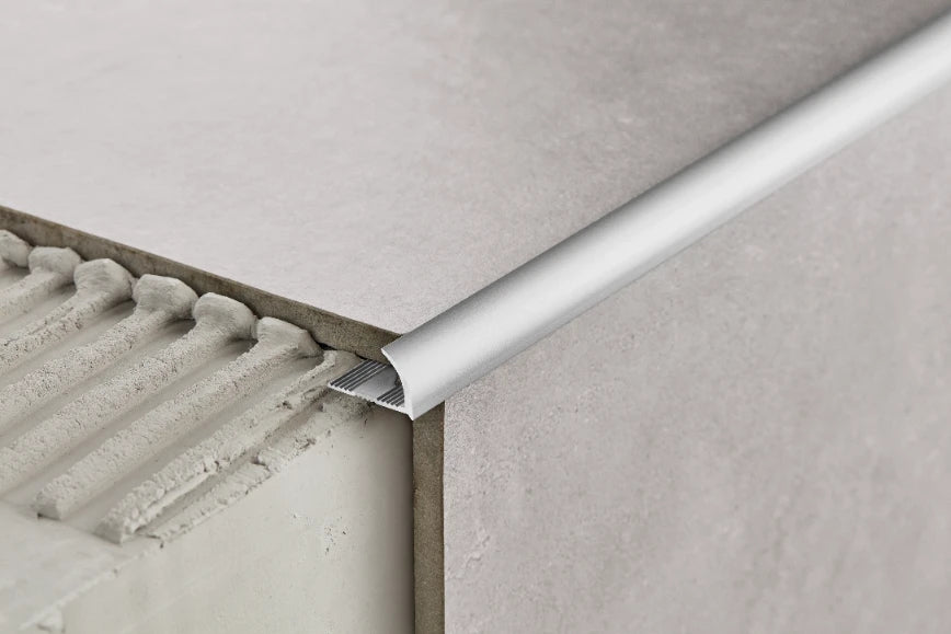 Profil do glazury ze stali nierdzewnej krawędziowy owalny 8mmx29mm Cezar Naturalny Połysk 2,50m