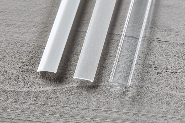 Mrożona osłonka płaska do taśmy LED 12,3x3,5mm Cezar Mat 2m