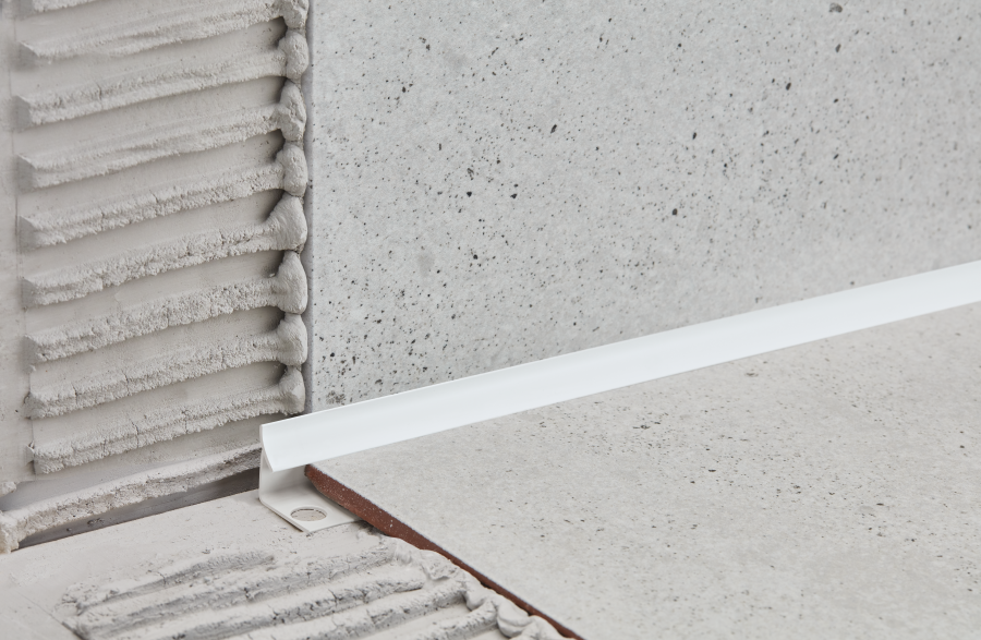 Profil do glazury PVC wewnętrzna szeroka 7mm L= 2,50m Czekoladowy