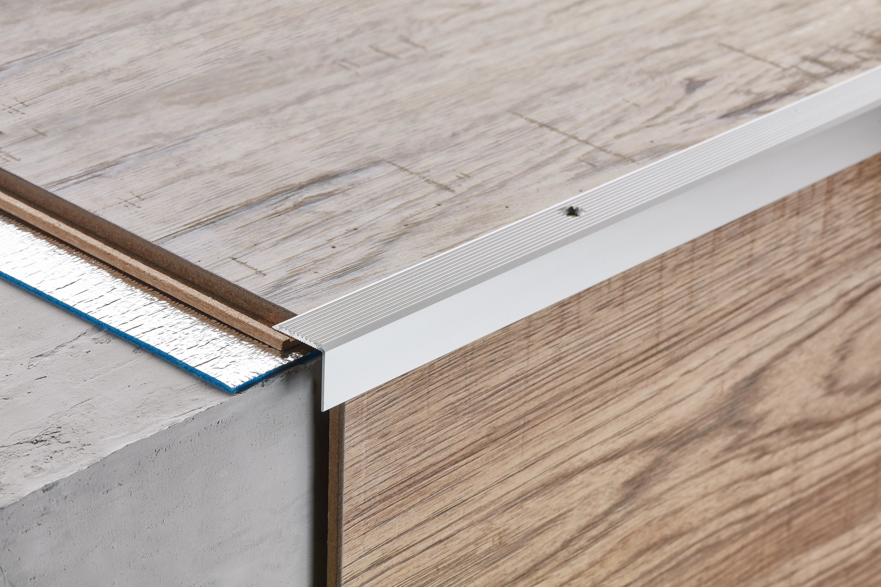 Aluminum grooved stair profile 20x20mm Cezar Natural raw 1m