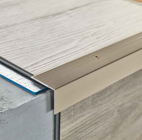 Grooved aluminum stair profile 30x30mm Cezar Champagne Matt 2m