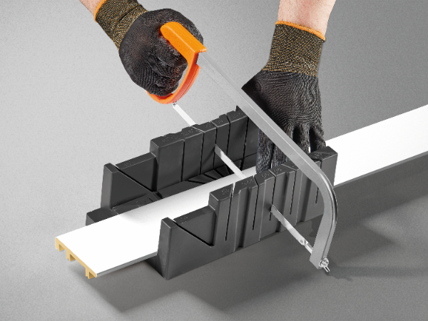 Listwa przypodłogowa Status Line PVC 80x15mm Cezar Biały RAL9003 półmat 2,20m