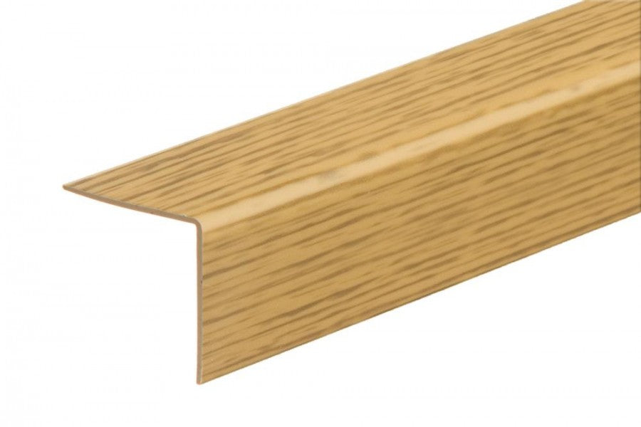 Kątownik PVC 30x30x1,1mm Cezar Dąb Mat 2,75m