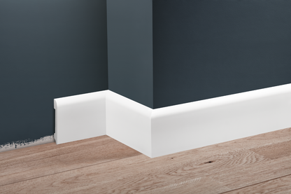 Listwa przypodłogowa LPC-11 78x13mm Cezar Biały Mat 2,44m