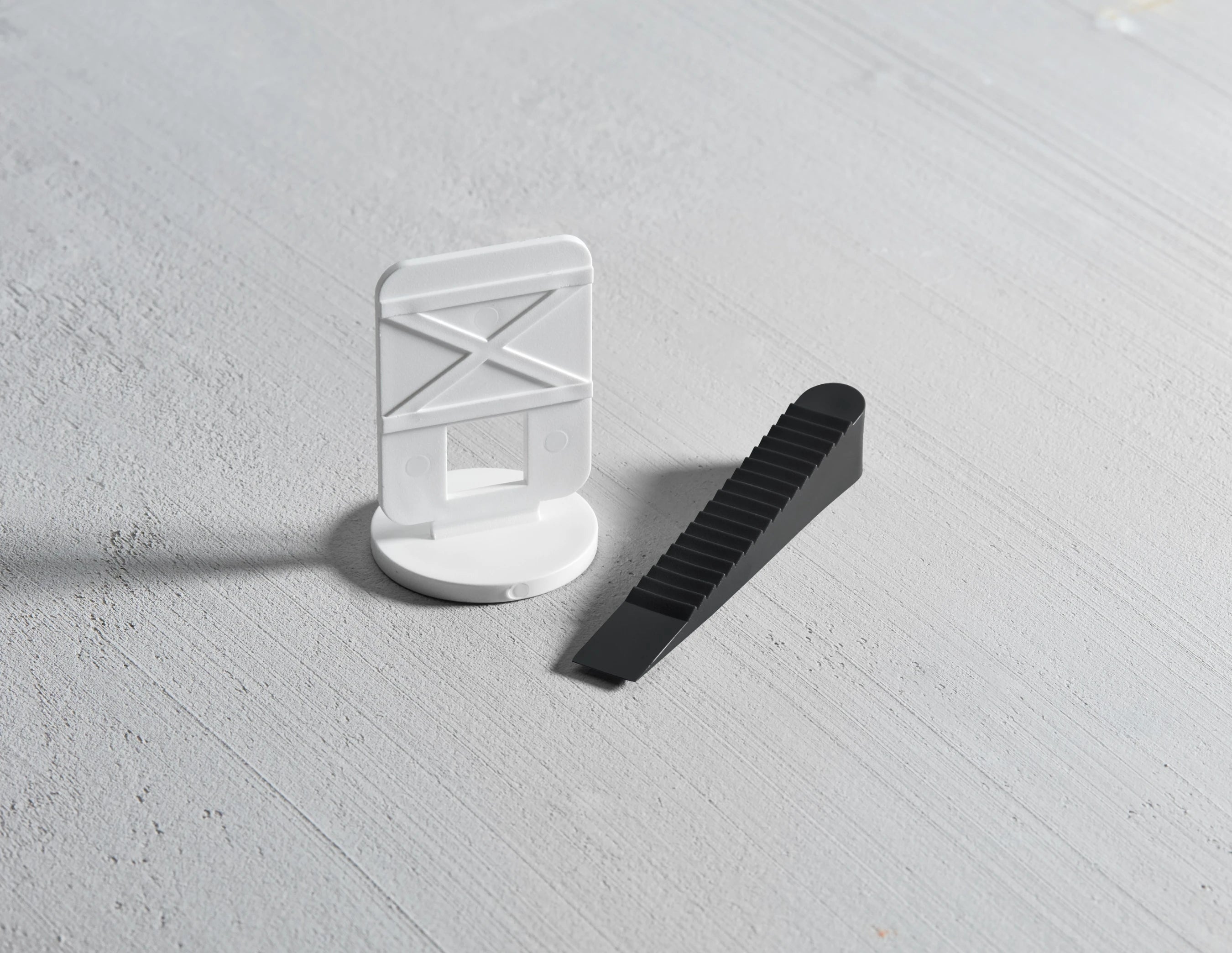 System do montażu płytek 30x(klips+klin) Mat