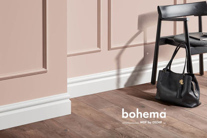 Декоративный плинтус из МДФ 115x14,5 мм, цвет Cezar White, полуматовый лак RAL9003, длина 2,20 м.