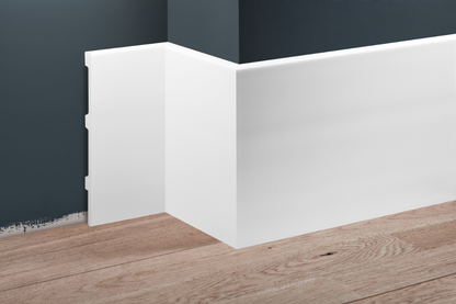 Плинтус LPC-39 195x17 мм, цвет Cezar White, глянцевый RAL9003, длина 2,44 м.