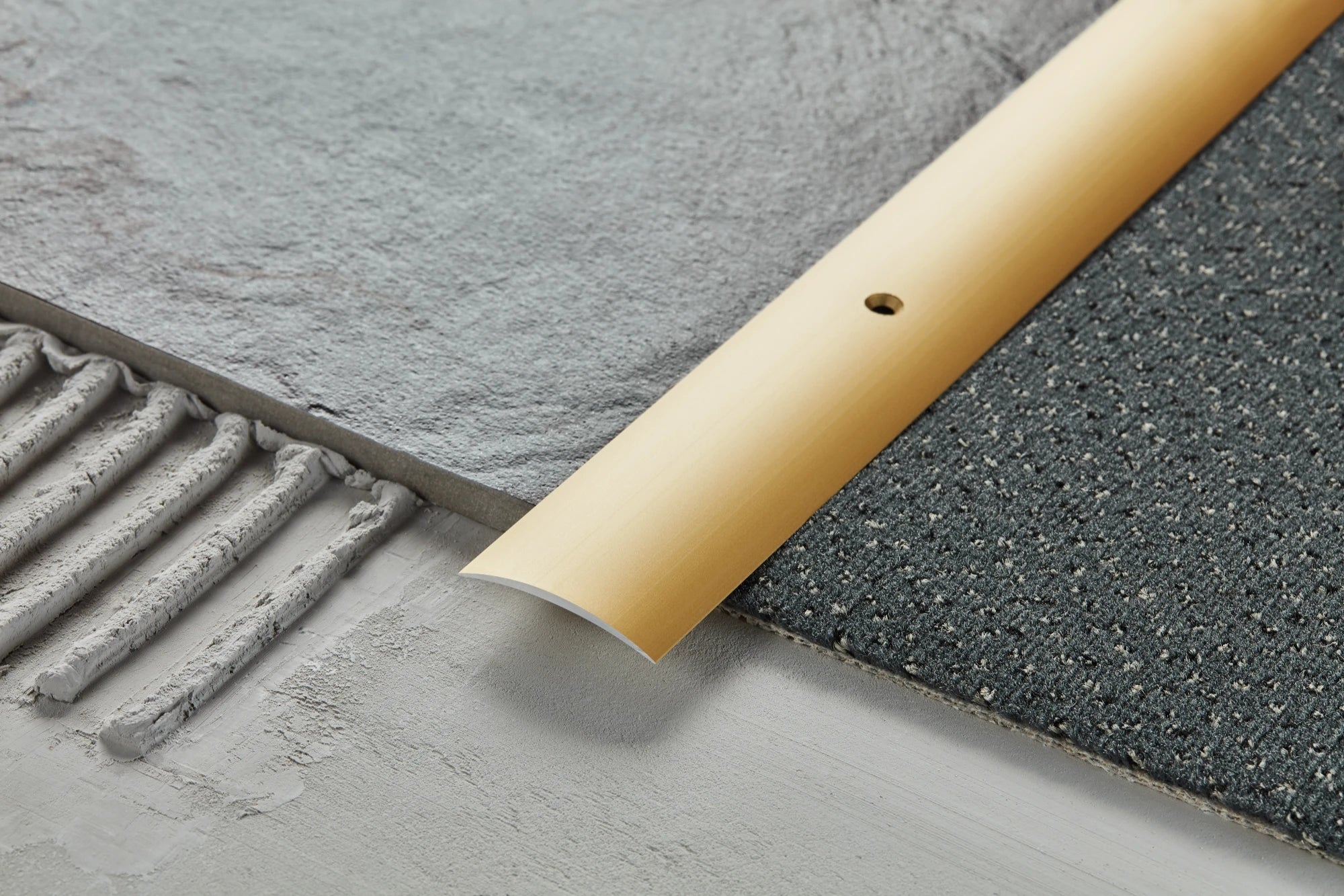 Profil progowy owalny aluminiowy szeroki 40mm Cezar Srebrny Mat 2m