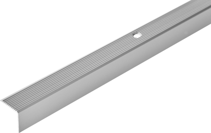 Profil schodowy aluminiowy ryflowany 20x20mm Cezar Srebrny Mat 2m