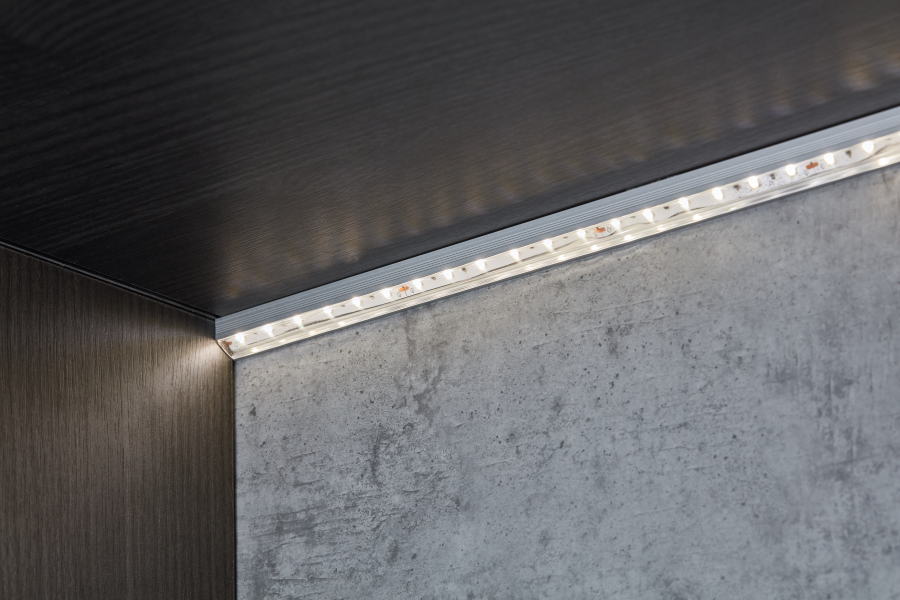 Profil aluminiowy do taśmy LED kątowy z osłonką transparentną aluminium anoda 14x16,5mm 1m Srebrny