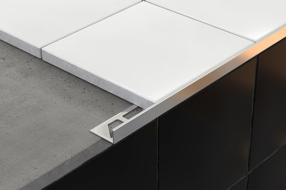 Profil schodowy narożny zakończeniowy stal nierdzewna naturalna 8mm 1m Srebrny