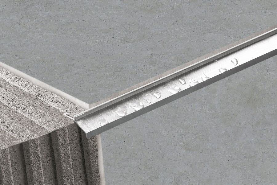 Balkonowy profil okapowy aluminium anoda 2,5m Złoty