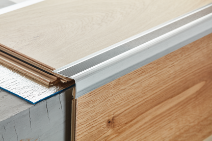 AL grooved stair profile 36x24mm L=2.30m Silver