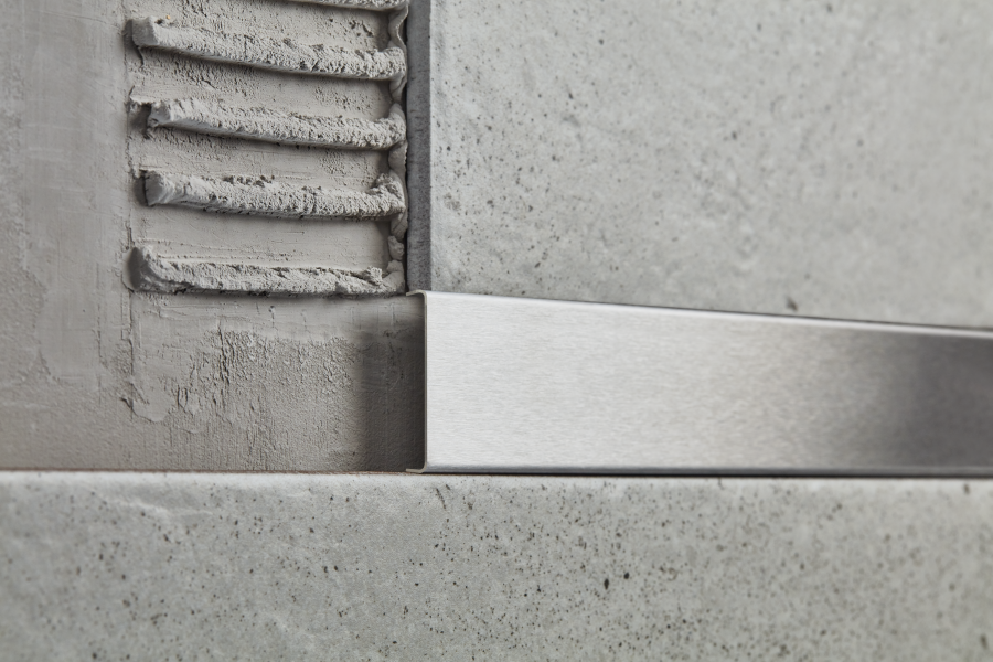 SN section U-shape 25x0.8mm L= 2.50m Brushed Stainless Steel