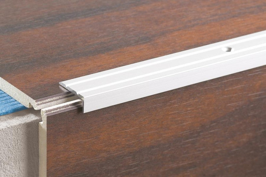 Profil schodowy aluminiowy wąski 25x10mm Cezar Złoty Mat 1m