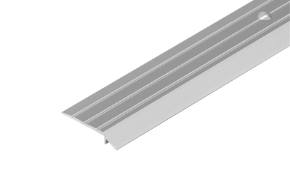 Profil progowy skośny aluminiowy 30x5mm Cezar Srebrny Mat 2,50m