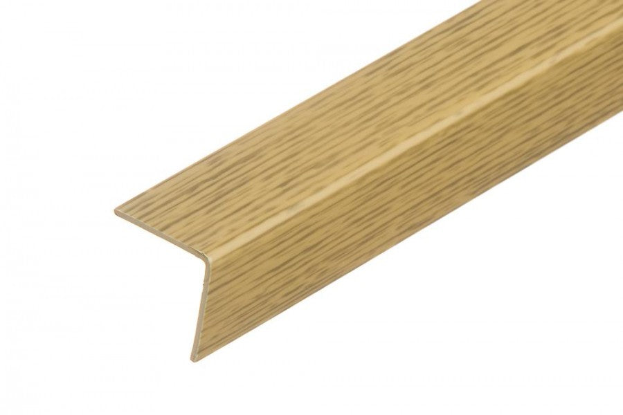 Kątownik PVC 20x20x1,1mm Cezar Dąb Mat 1m